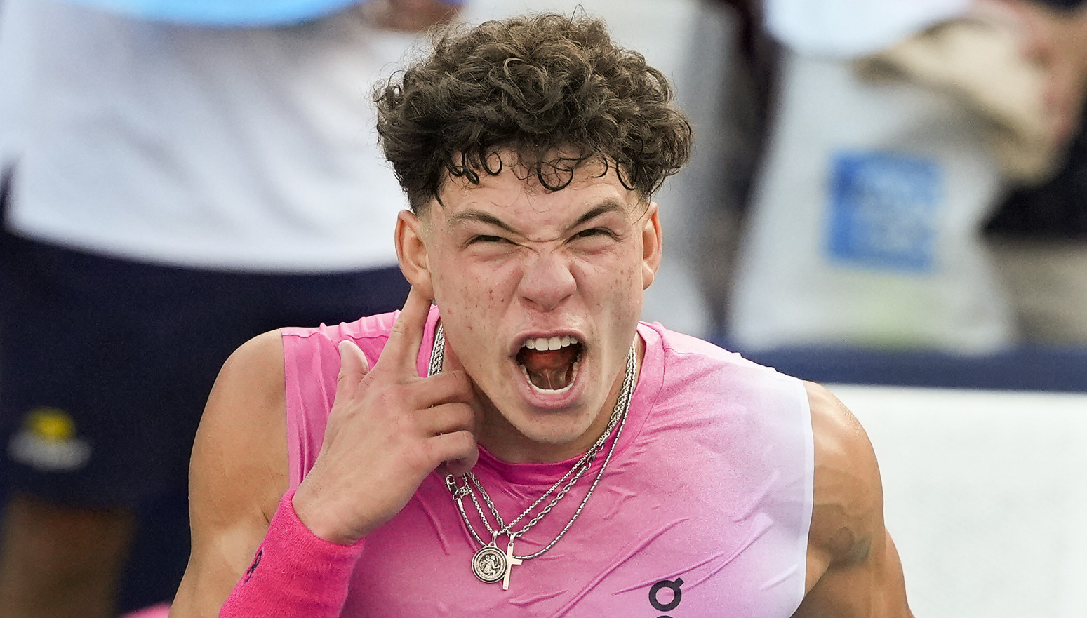 "Povlašćeni" Đoković naljutio Amerikance