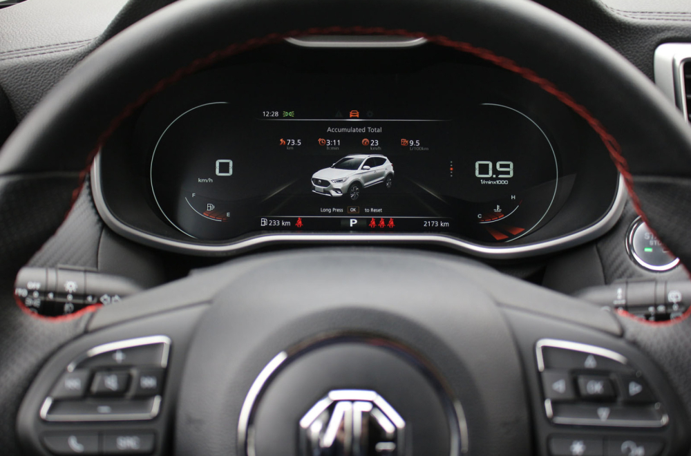 Test: MG ZS – tehnika narodu