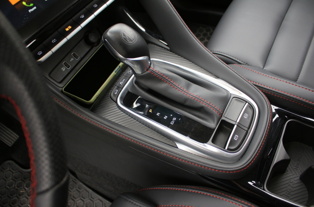 Test: MG ZS – tehnika narodu