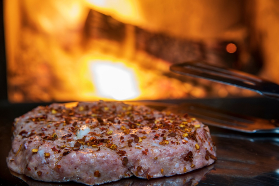 Nova lista najboljih i najgorih jela u Srbiji: Živa pljeskavica, rezanci sa makom...