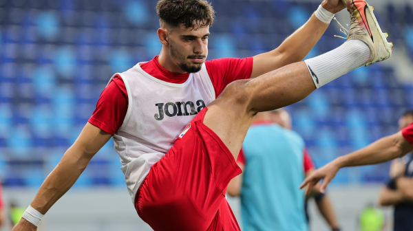 Navijači Milvola već pevaju Srbinu – "je*eno će vas ubiti" VIDEO