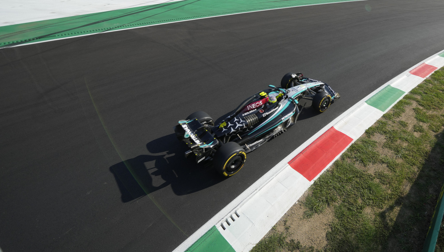 Zvanično: Kimi u Mercedesu