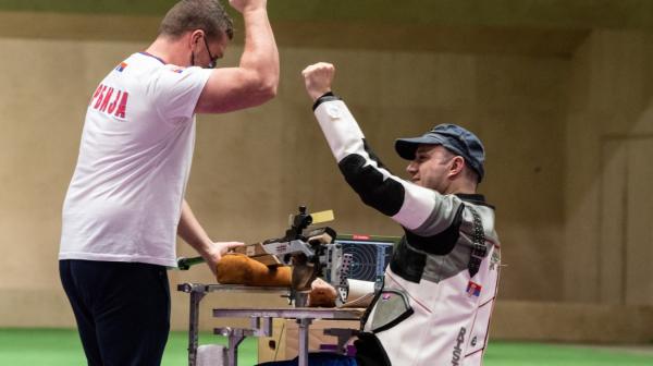 Kula Beograd zasijala u čast srpskih paraolimpijaca VIDEO