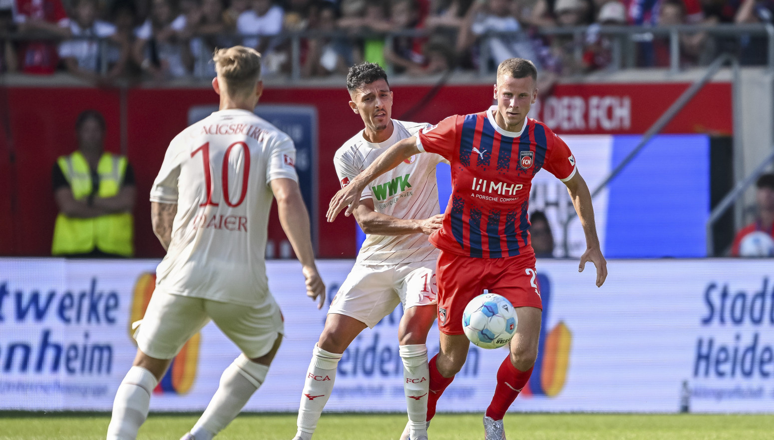 Hajdenhajm razbio Augzburg