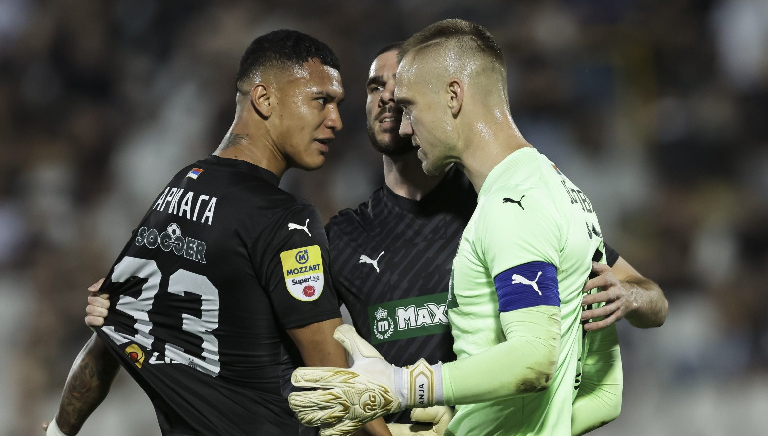 Haos u Humskoj – Jovanović ušao u sukob sa saigračem VIDEO