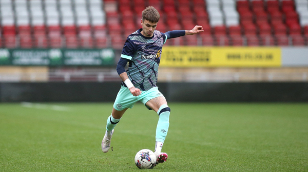 Bekamov sin odustao od fudbala u 22. godini – ide u manekene