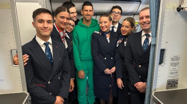 Đokovića na letu iz Njujorka sačekalo iznenađenje "Er Srbije" FOTO/VIDEO