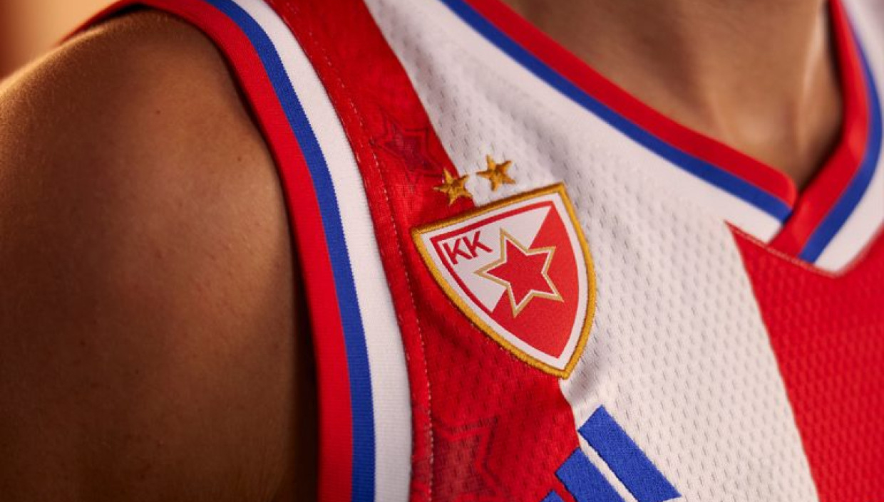 Zvezda predstavila novi dres FOTO/VIDEO