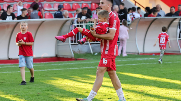 Sa Uba u Njukasl, a onda – Holandija