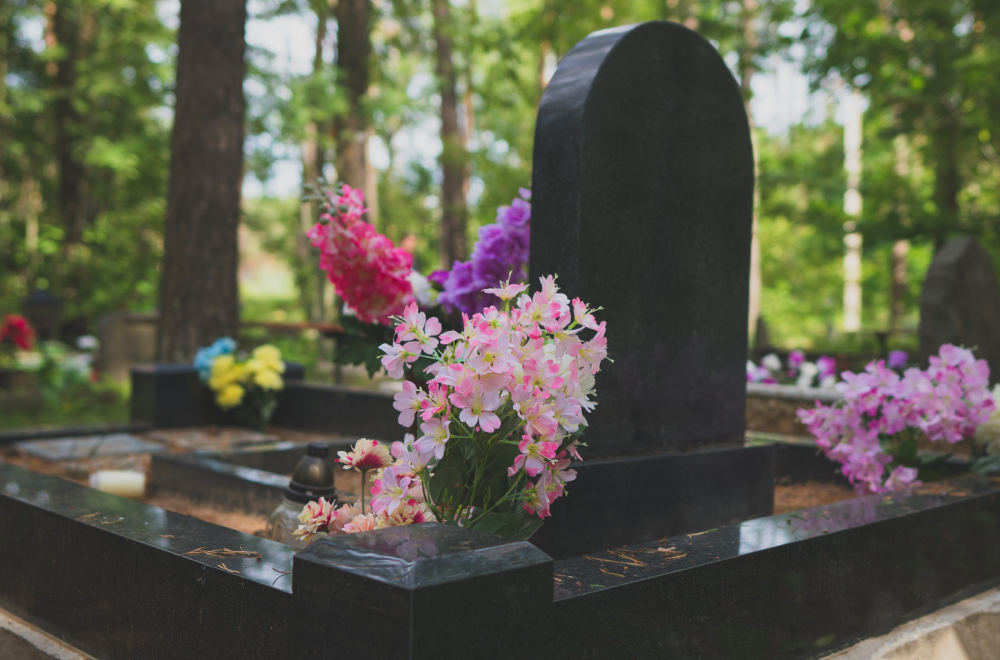 Hrvatska i dalje pokušava: "Udar" na srpska groblja