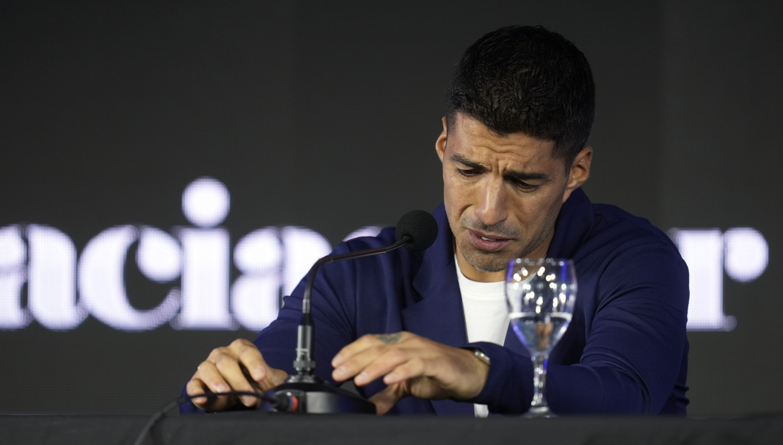 Suares u suzama: "Teško mi je ovo da kažem" VIDEO