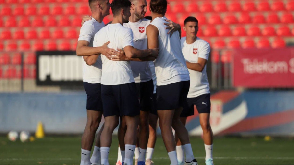 Javio se Rade Bogdanović: "Šestorica fudbalera nisu hteli da igraju, izmislili su razlog"