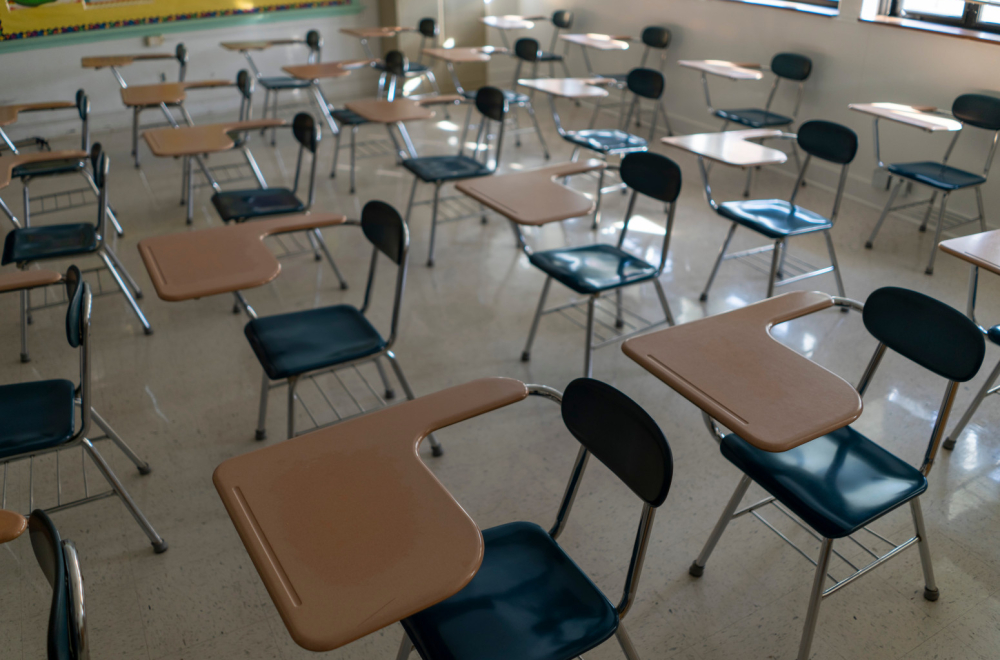 U škole u Srbiji se uvodi "hibridna nastava"