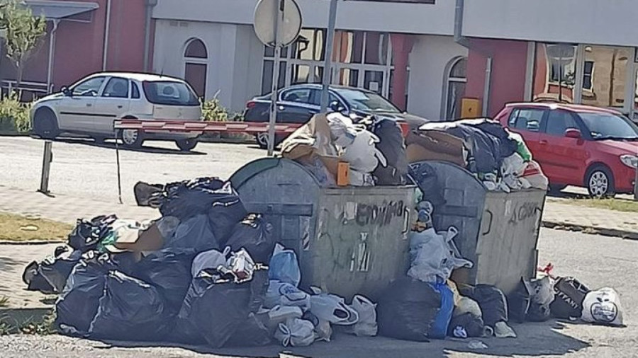 Jeziv prizor u Kragujevcu: Građani u strahu od zaraze FOTO