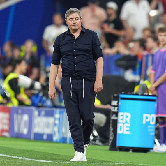 Piksi commented the group: "Challenging"