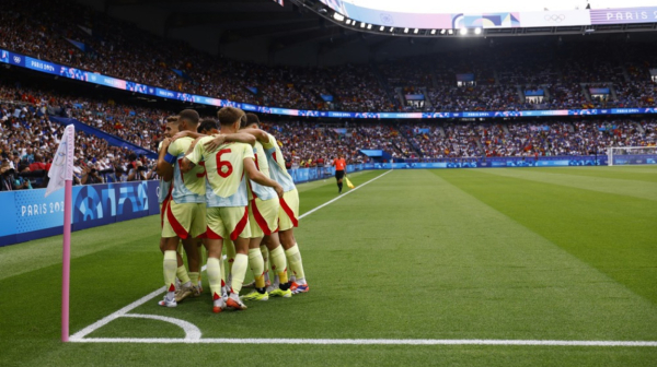 Zvezda Barselone napustila kamp Španije – ne dolazi u Beograd