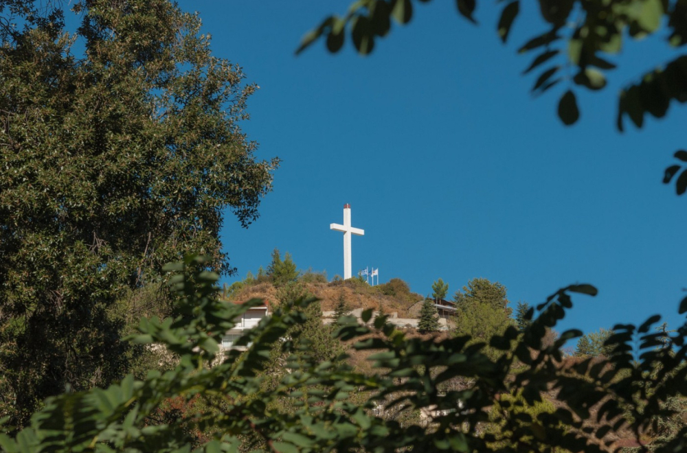 Opsadno stanje na Svetoj gori: Nestao monah; specijalni timovi pretražuju teren