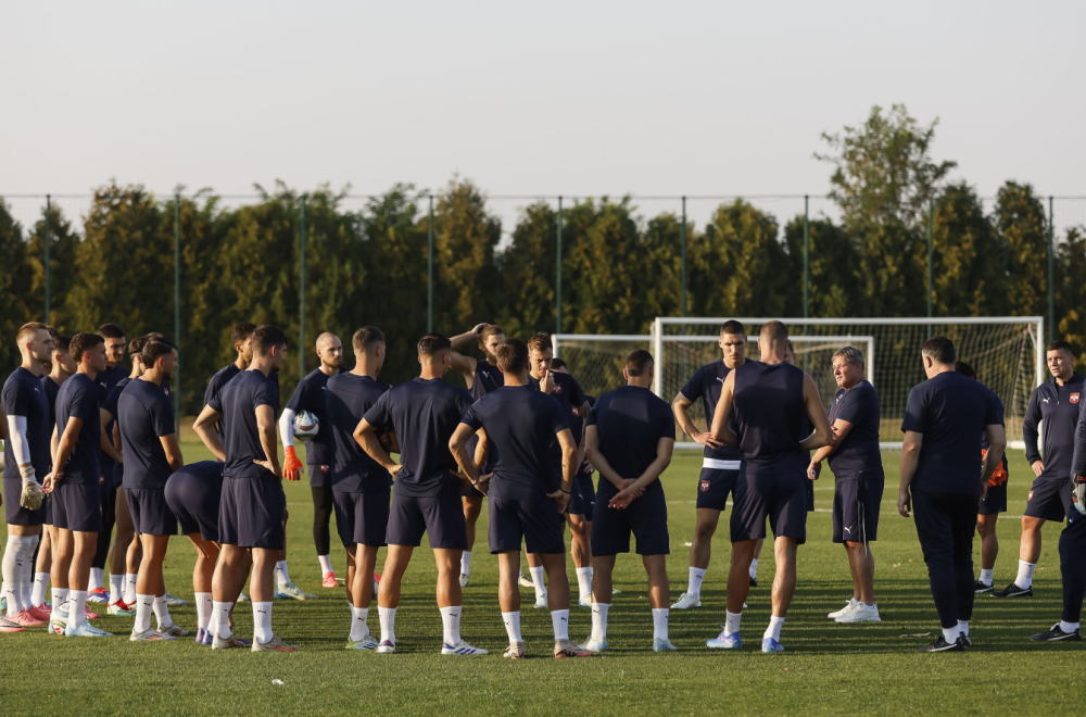 Samo Piksi i 12 starosedelaca sa EURO