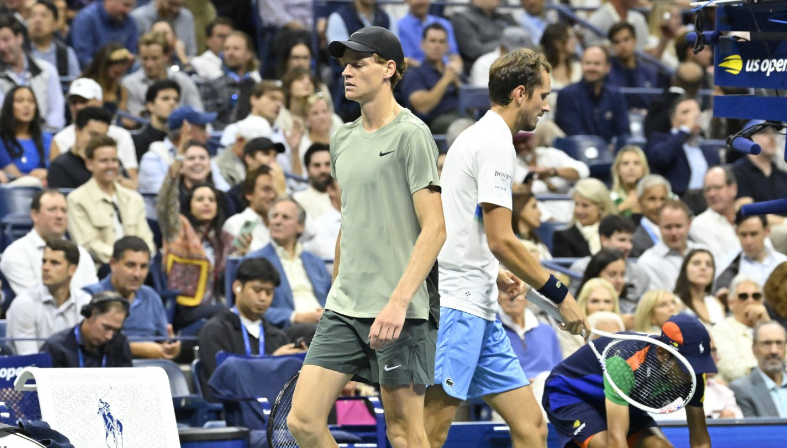 Siner "utišao" Medvedeva za polufinale US opena!