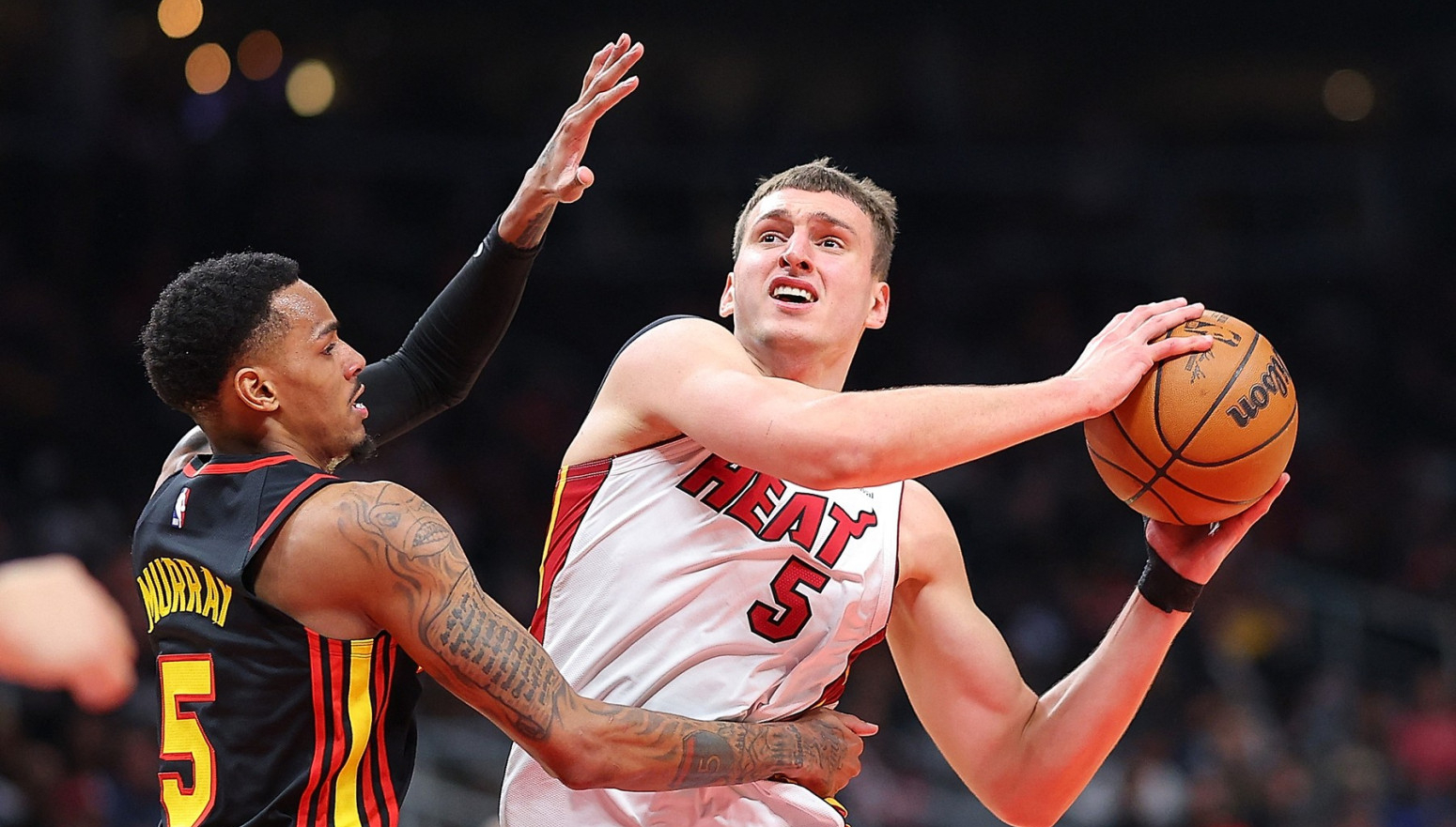 Jović pogodio trojku preko Zajona i stao VIDEO