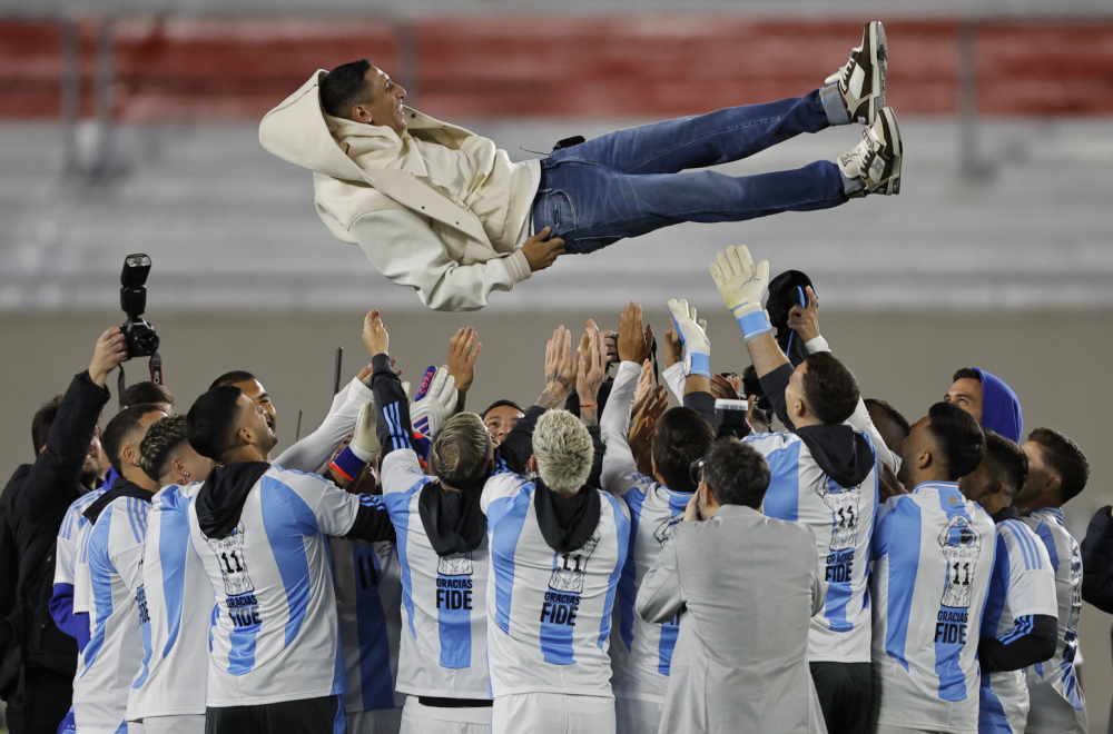 Mesi: "Žao mi je što nisam bio tu – nedostajaćeš"