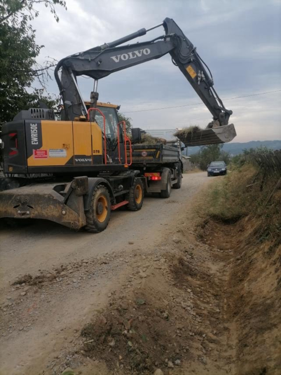 Mašine već krenule: Dva sela dobijaju nove puteve FOTO
