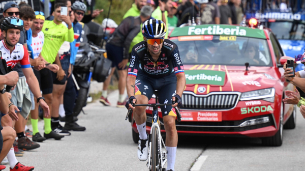 Fenomenalni Roglič osvojio 19. etapu na Vuelti i izbio na vrh VIDEO