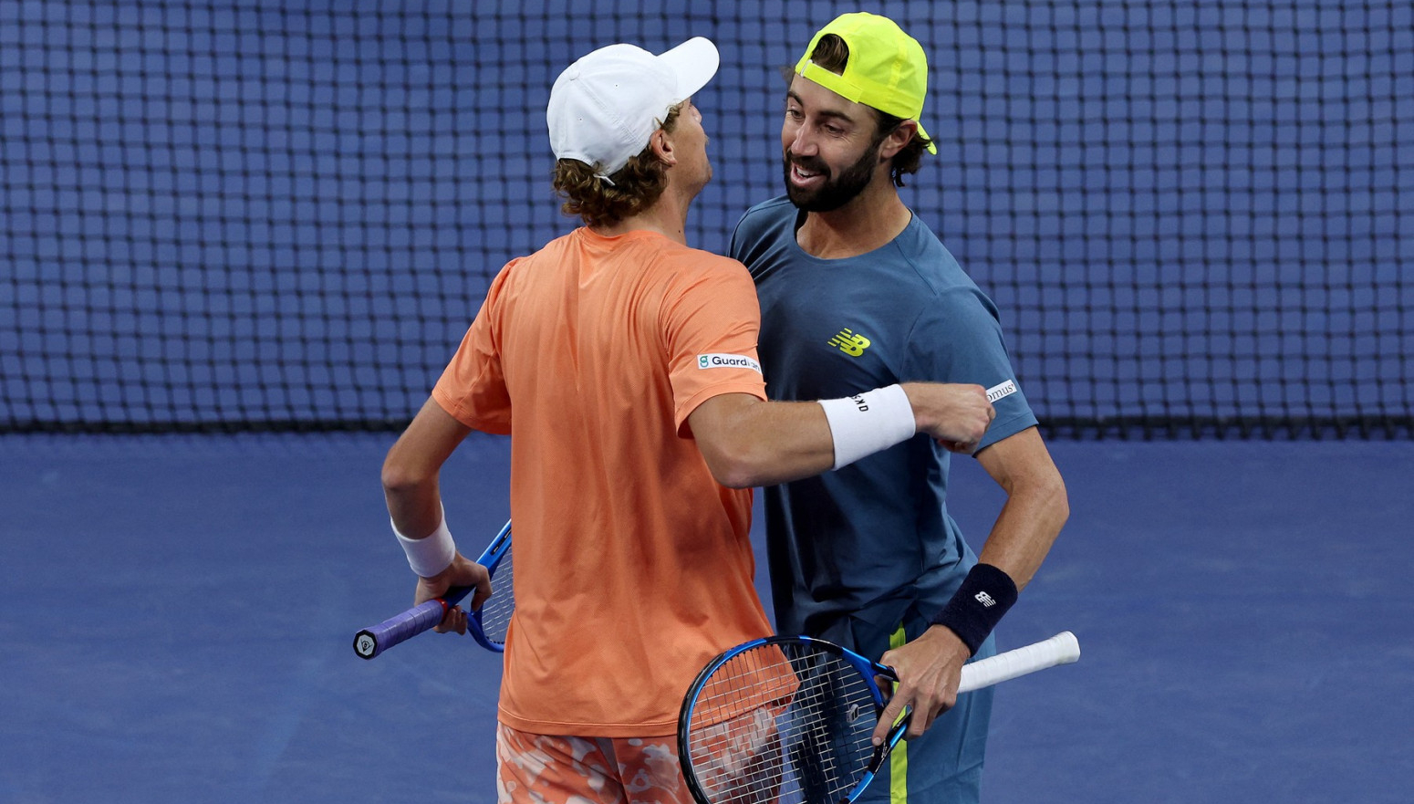 Pursel i Tompson nose trofej u Australiju VIDEO