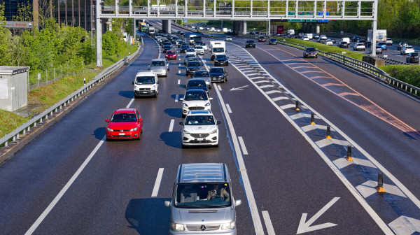 Normalizovan saobraćaj na auto-putu kod tunela Munjino: Sklonjena prikolica sa džakovima krompira FOTO/VIDE