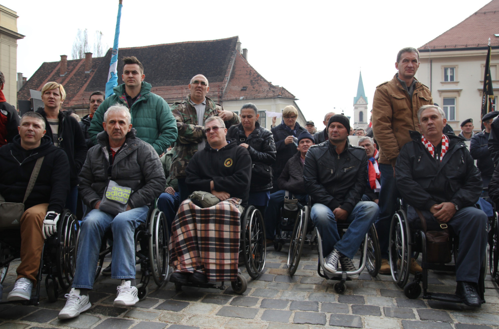 Skandal u Hrvatskoj: Branitelji ne daju horu iz Crne Gore da nastupa zbog "ratnih rana"