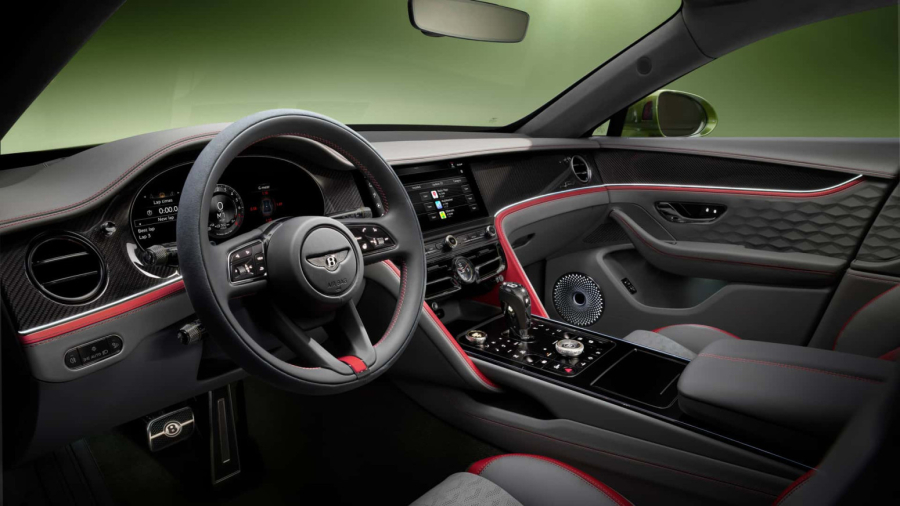 Elegantan i brz kao munja: Ovo je najsnažniji Bentley sedan u istoriji FOTO