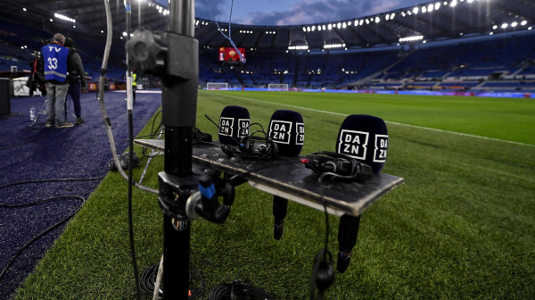 Francuski navijači pozivaju na masovni bojkot britanskog emitera