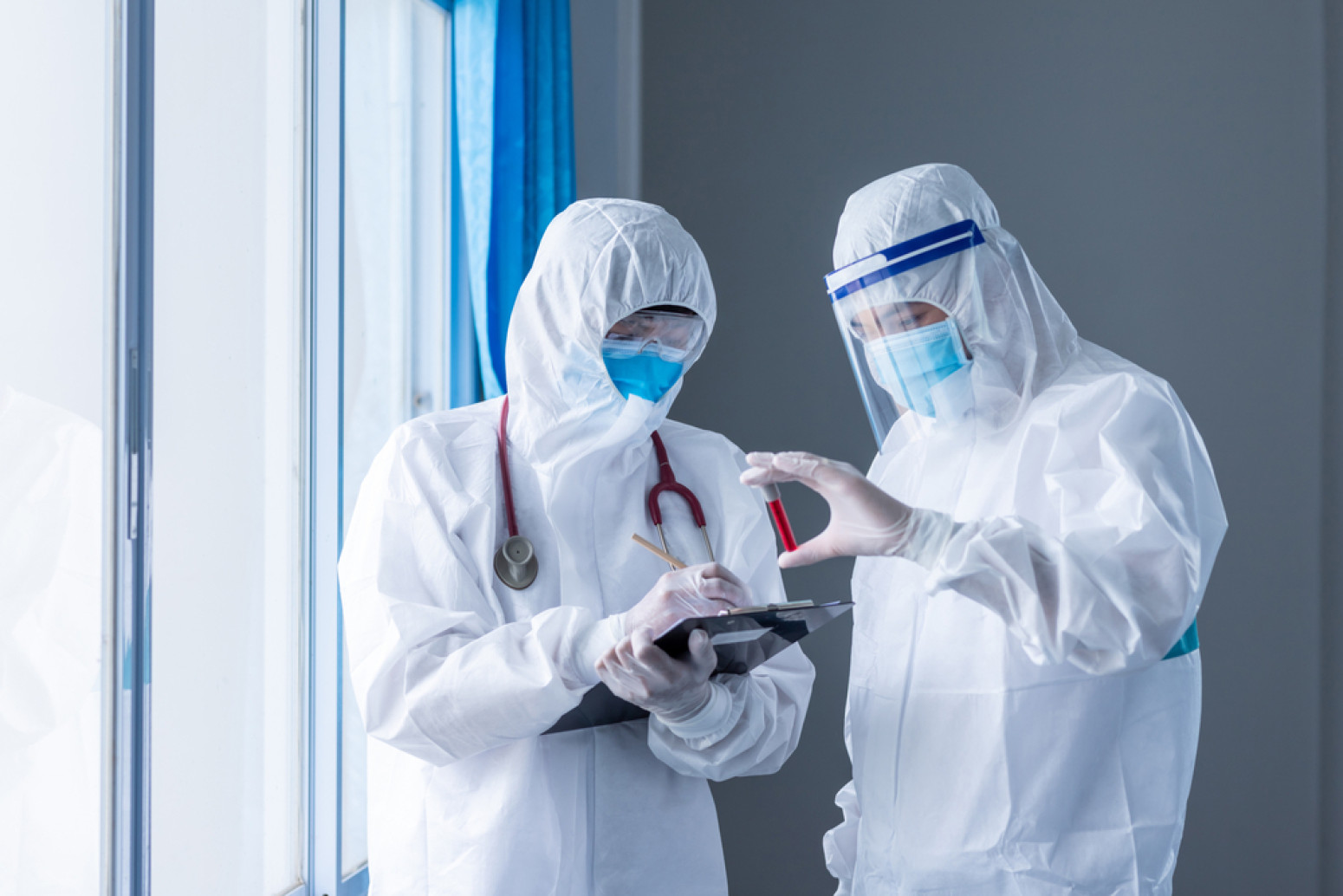 Epidemija koja ne popušta: Ebola zarazila više od 7.000 ljudi, hiljade preminule