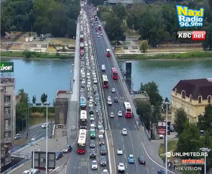 Haos u centru Beograda: Ovo je razlog zašto sve stoji FOTO