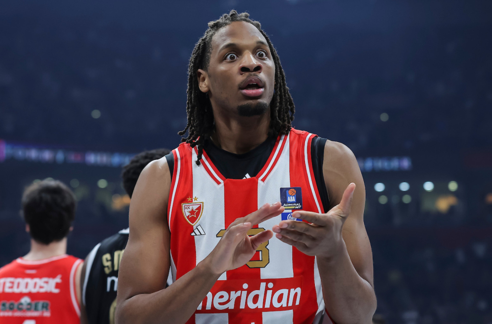 Gilespi imitirao Zidana VIDEO