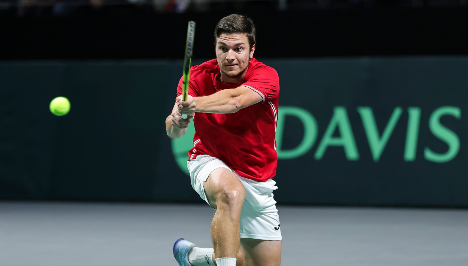 Kecmanović: "Da se vratimo gde pripadamo i napadnemo 'salataru'"