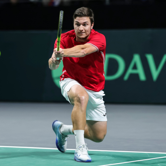 Kecmanović: "Da se vratimo gde pripadamo i napadnemo 'salataru'"