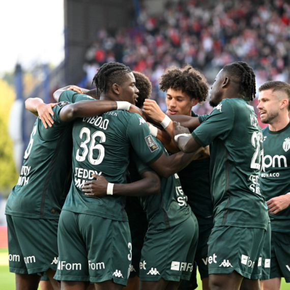 Rutina Monaka u Okseru