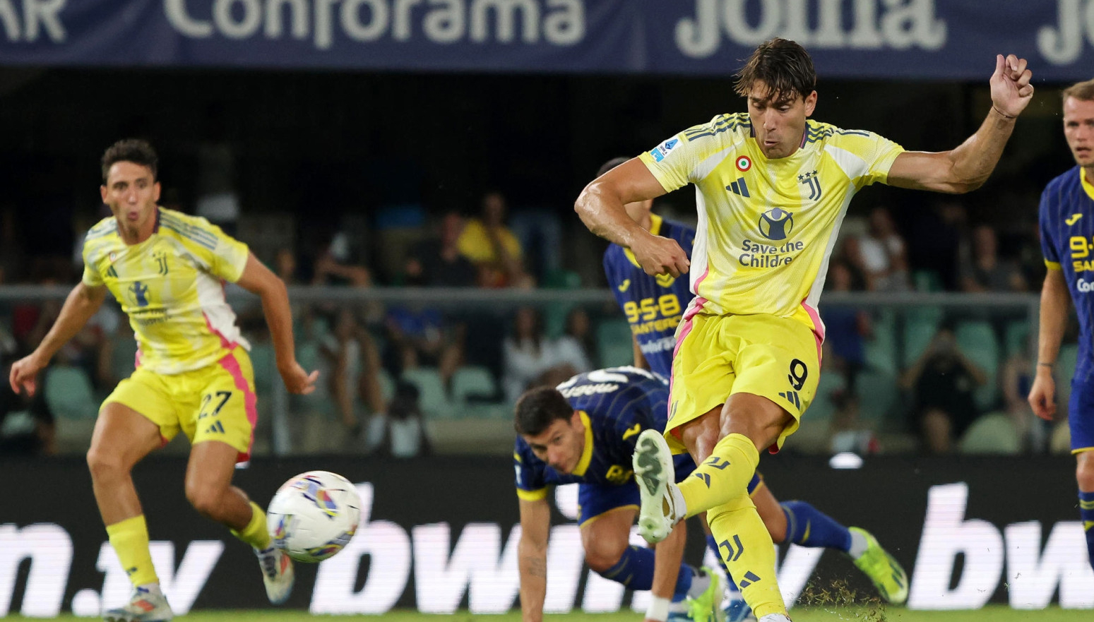 Mota brani Vlahovića: "Mora da popravi taj aspekt igre"