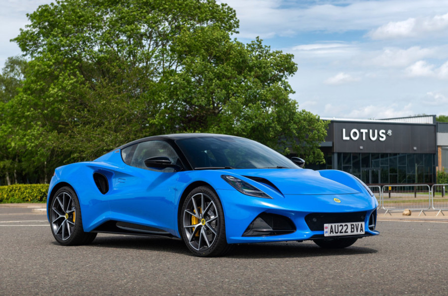 Lotus dovodi svoje hibride u Evropu