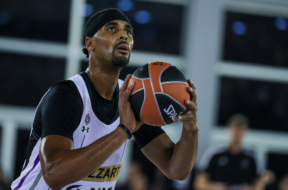 Dejvis za pobedu Partizana u poslednjoj sekundi!