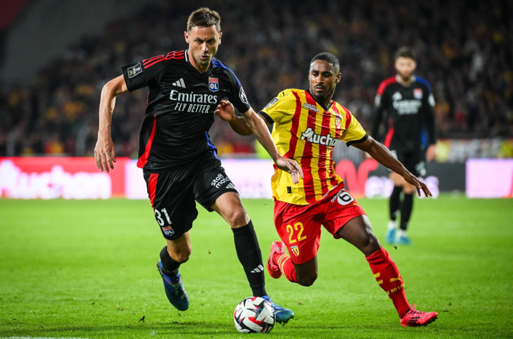 Matić na radaru klubova iz Serije A i Premijer lige