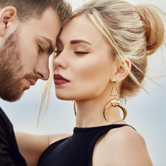 Ovaj horoskopski znak ima 1.000 lica: Zato žene lude zbog njega