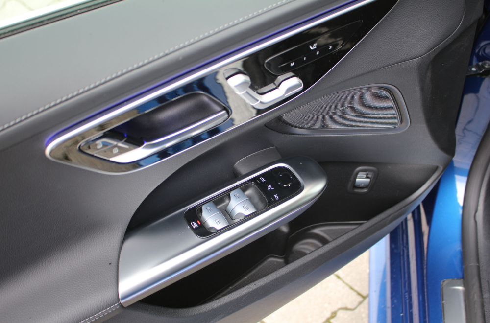 Test: Mercedes C 220d 4Matic – prestiž u kompakt izdanju