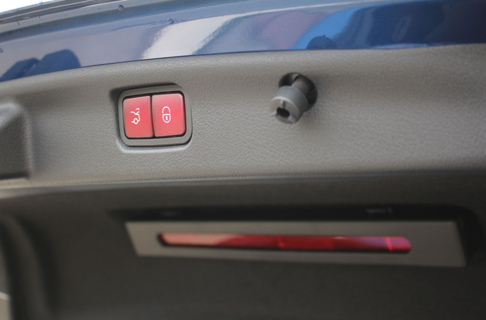 Test: Mercedes C 220d 4Matic – prestiž u kompakt izdanju