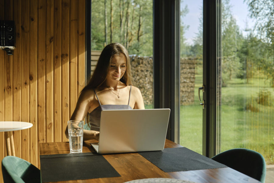 Nepravilno sedenje ima posledice po fizičko ali i mentalno zdravlje