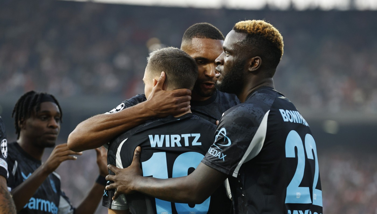 Leverkuzen "uništava" Fejenord – "Žoga Bonito" VIDEO