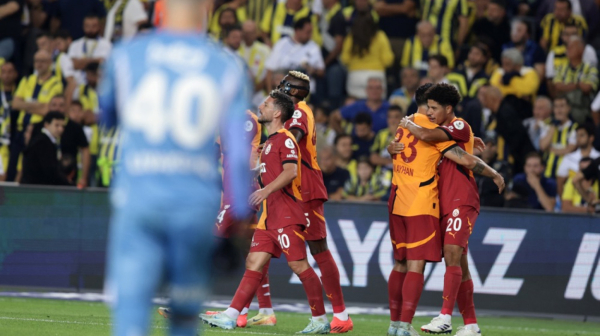 Haos u Istanbulu: Galatasaraj razbio Fener