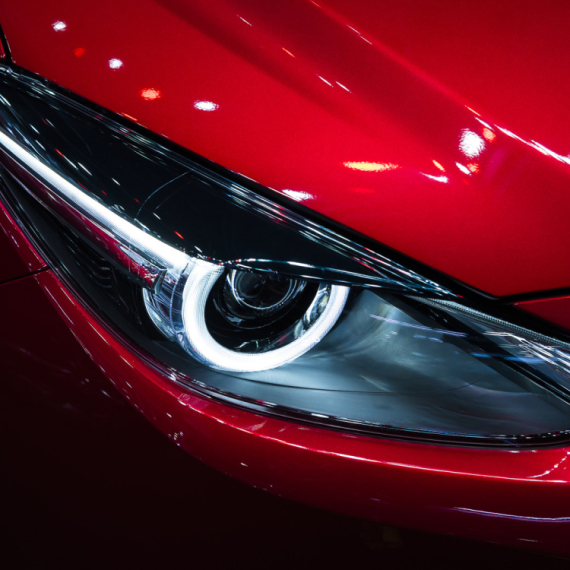 Koliko zaista traju LED svetla na automobilima i koliko košta zamena