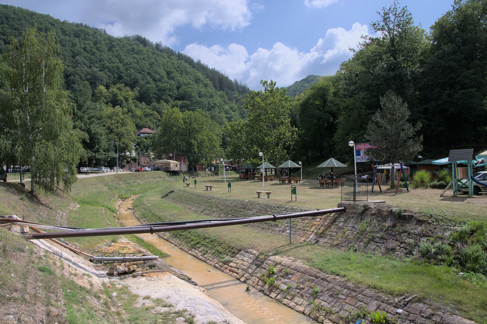 Ovo je najjeftinija banja na jugu Srbije: Ima 26 lekovitih izvora, a noćenje svega 1.000 dinara